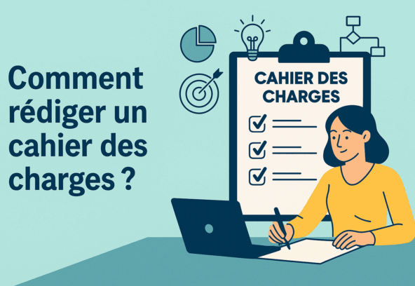 Illustration d'une femme rédigeant un cahier des charges pour un projet digital, avec une checklist et des icônes de stratégie